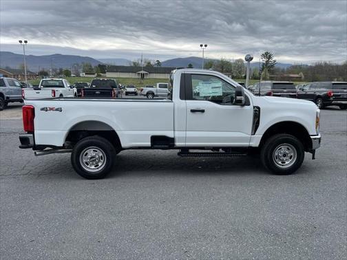 2025 Ford F-250 XL