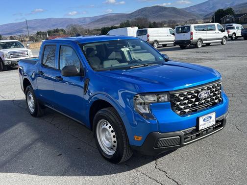 2025 Ford Maverick XL AWD SuperCrew