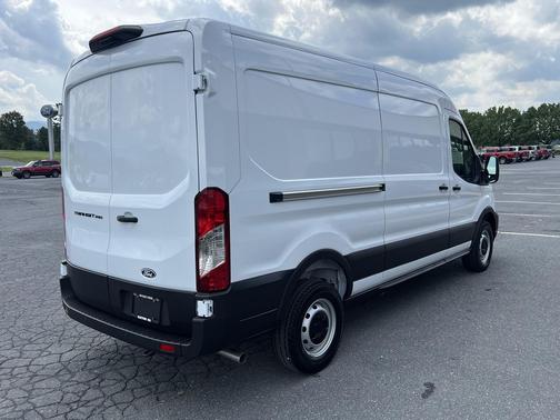 Oxford White 2026 Ford Transit-250 Base