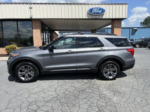 2022 Ford Explorer XLT 4X4