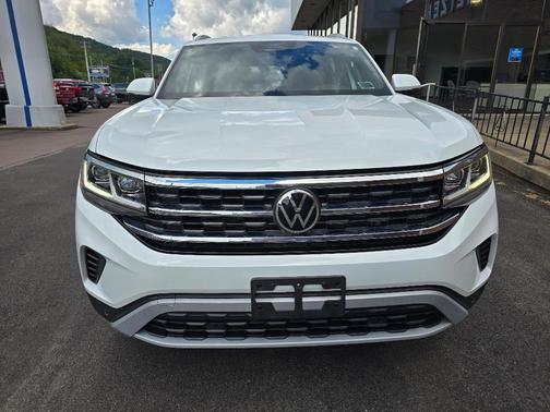 2022 Volkswagen Atlas Cross Sport 3.6 V6 SE w/ Technology
