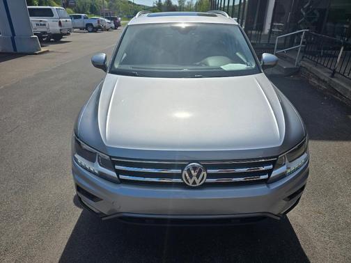 Pyrite Silver Metallic 2021 Volkswagen Tiguan 2.0T SEL
