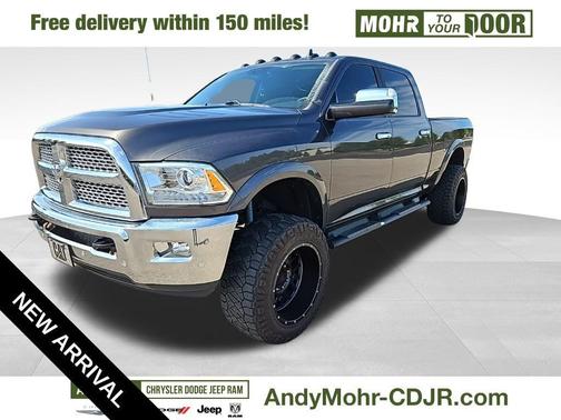 2017 RAM 2500 Laramie Crew Cab 4x4 6'4' Box