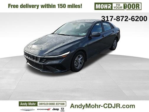 2025 Hyundai ELANTRA SE