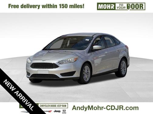 Ingot Silver 2018 Ford Focus SE