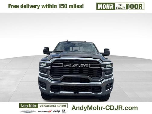 2025 RAM 2500 Tradesman Crew Cab 4x4 8' Box