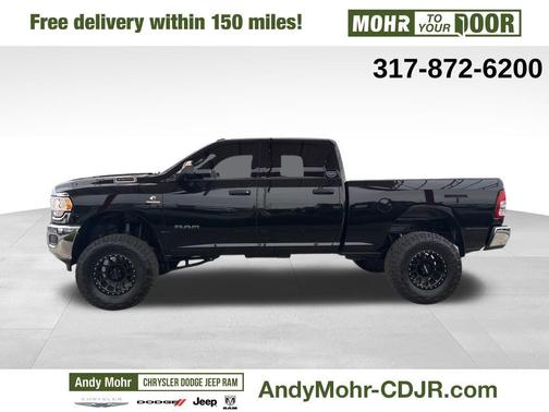 2022 RAM 2500 Tradesman Crew Cab 4x4 6'4' Box