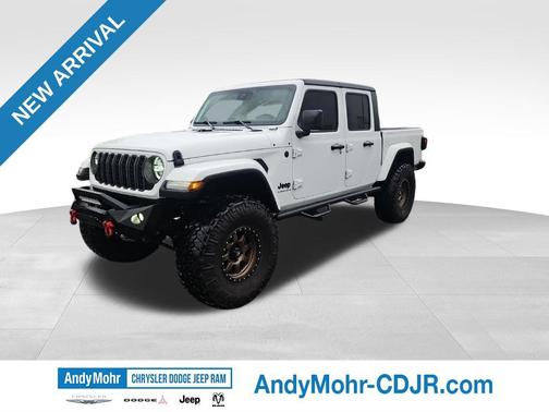 Bright White Clearcoat 2024 Jeep Gladiator Sport S