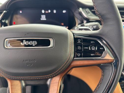2025 Jeep Grand Cherokee L Summit Reserve