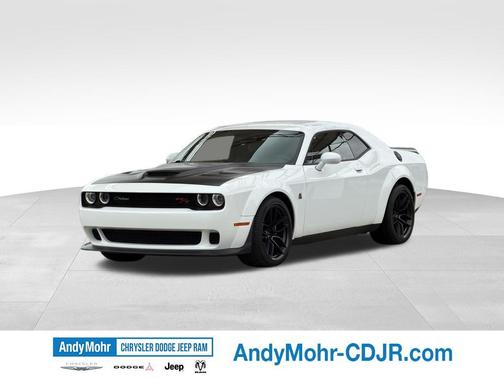 White Knuckle Clearcoat 2023 Dodge Challenger R/T Scat Pack Widebody