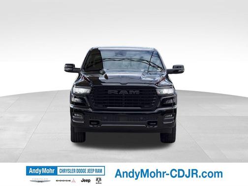 Diamond Black Crystal Pearlcoat 2026 RAM 1500 Laramie