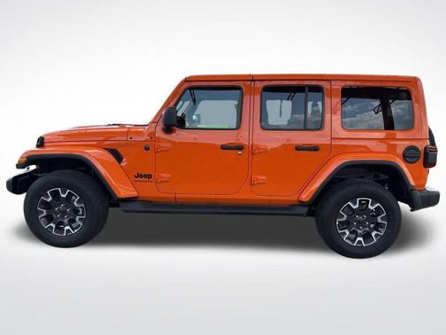 2025 Jeep Wrangler 4-Door Sahara 4x4