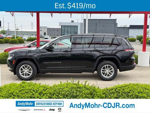 Diamond Black Crystal Pearlcoat 2023 Jeep Grand Cherokee L Laredo