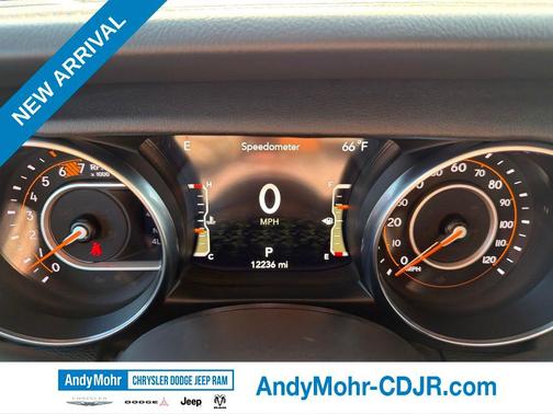 Bright White Clearcoat 2023 Jeep Wrangler 4-Door High Altitude 4x4