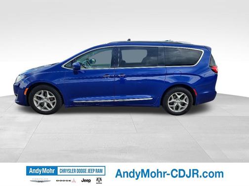 Ocean Blue Metallic 2018 Chrysler Pacifica Touring-L Plus