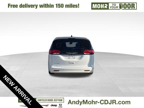 2022 Chrysler Voyager LX