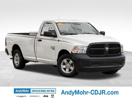 Bright White Clearcoat 2019 RAM 1500 Tradesman