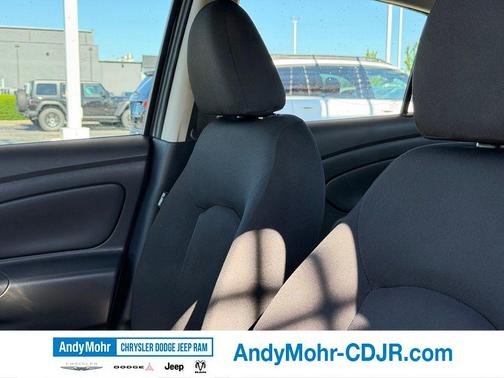 Gun Metallic 2019 Nissan Versa 1.6 S+