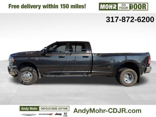2023 RAM 3500 Tradesman Crew Cab 4x4 8' Box