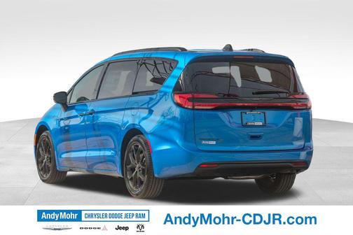 2026 Chrysler Pacifica L