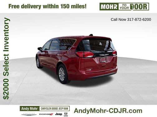 2025 Chrysler Voyager LX