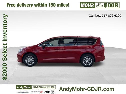 2025 Chrysler Voyager LX