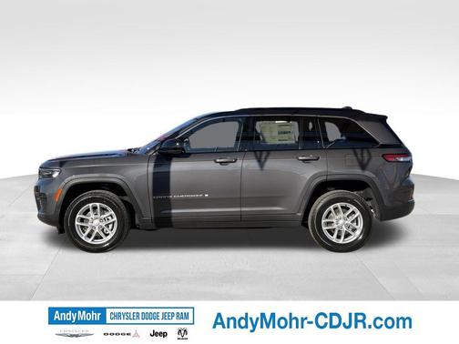 Baltic Gray Metallic Clearcoat 2026 Jeep Grand Cherokee Altitude