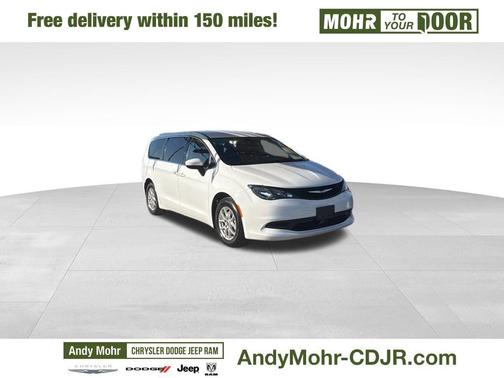 2022 Chrysler Voyager LX