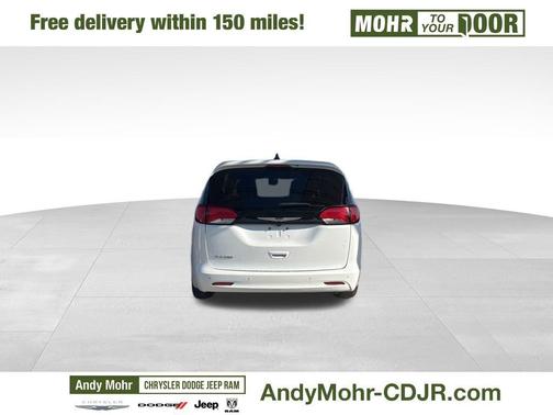 2022 Chrysler Voyager LX