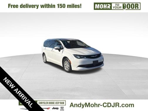 2022 Chrysler Voyager LX