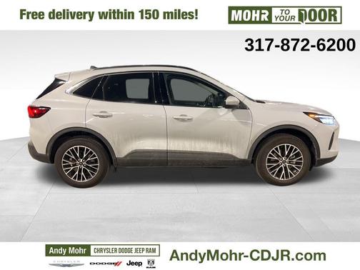 2025 Ford Escape PHEV SE