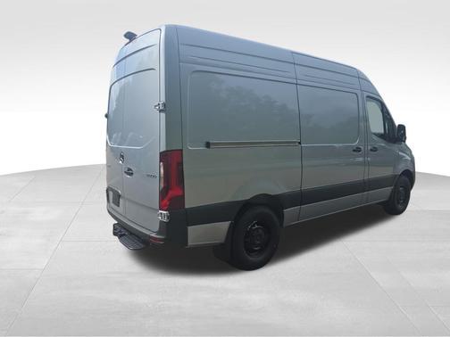 2025 Mercedes-Benz Sprinter 2500 Standard Roof
