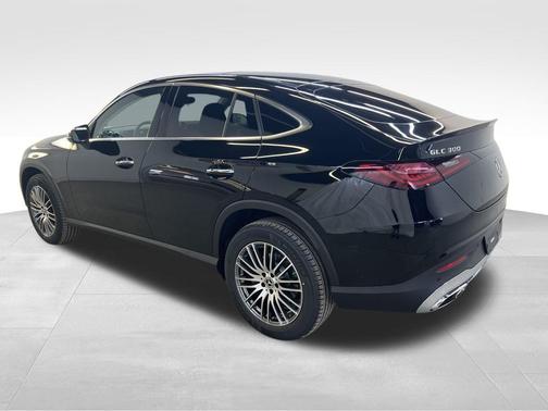 2025 Mercedes-Benz GLC 300 4MATIC Coupe