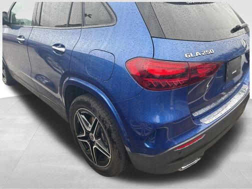 2025 Mercedes-Benz GLA 250 Base 4MATIC