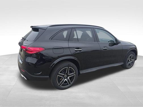 2026 Mercedes-Benz GLC 300 Base 4MATIC