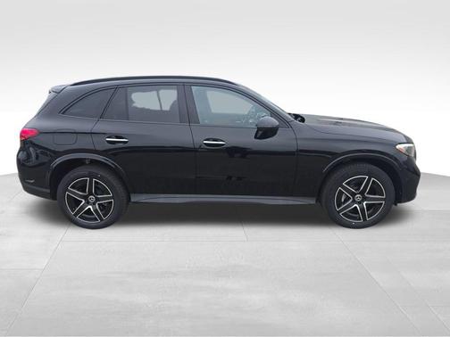 2026 Mercedes-Benz GLC 300 Base 4MATIC