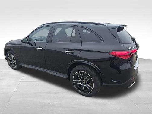 2026 Mercedes-Benz GLC 300 Base 4MATIC