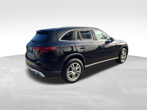 2025 Mercedes-Benz GLC 300 Base 4MATIC