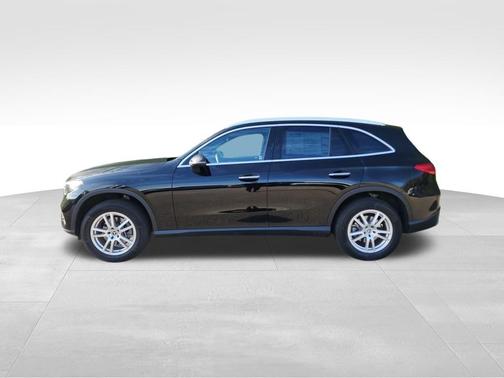 2025 Mercedes-Benz GLC 300 Base 4MATIC