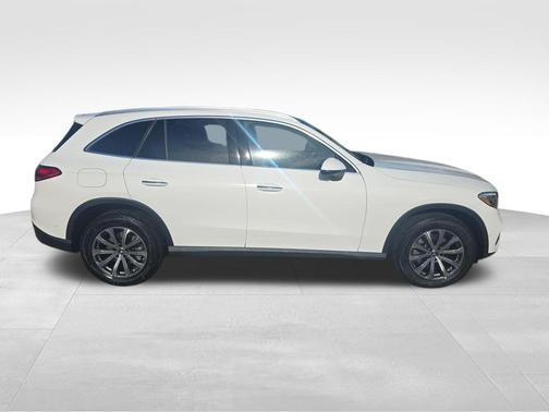 2026 Mercedes-Benz GLC 300 Base 4MATIC