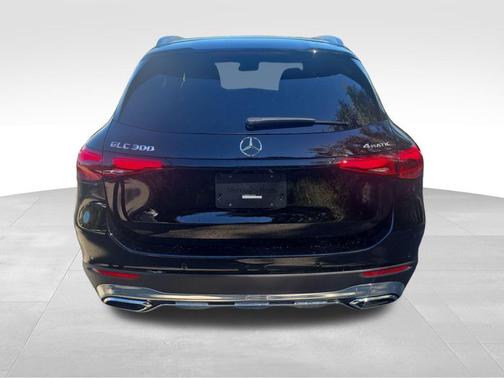 2026 Mercedes-Benz GLC 300 Base 4MATIC