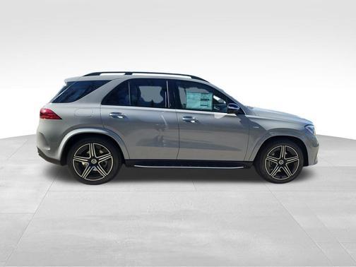 2025 Mercedes-Benz GLE 450e 4MATIC