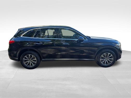 2026 Mercedes-Benz GLC 300 Base 4MATIC