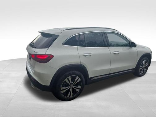 2026 Mercedes-Benz GLA 250 Base 4MATIC