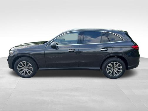 2025 Mercedes-Benz GLC 300 Base 4MATIC