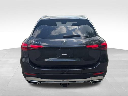2025 Mercedes-Benz GLC 300 Base 4MATIC