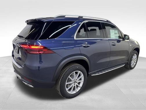 2025 Mercedes-Benz GLE 450e 4MATIC