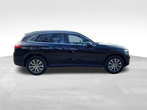 2025 Mercedes-Benz GLC 300 Base 4MATIC