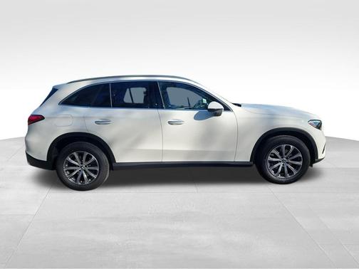 2025 Mercedes-Benz GLC 300 Base 4MATIC