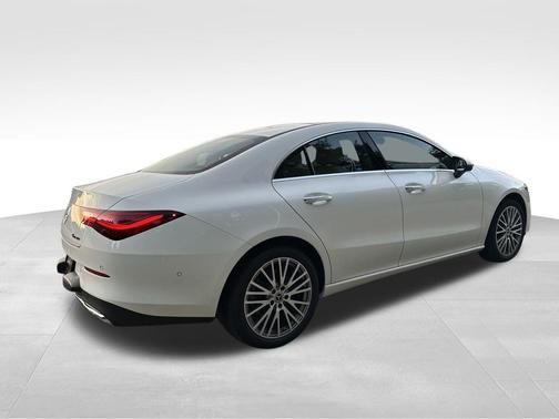 2025 Mercedes-Benz CLA 250 Base 4MATIC